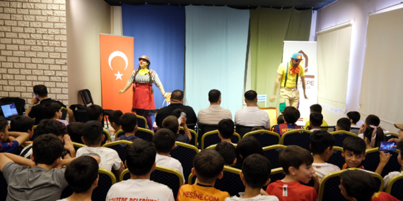 “Kırmızı Burunlar” Kızıltepeli Çocuklarla Buluştu