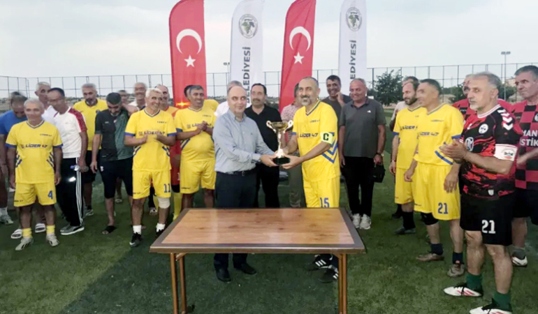 Masterler Turnuvasında Kızıltepe Takımı Şampiyon Oldu