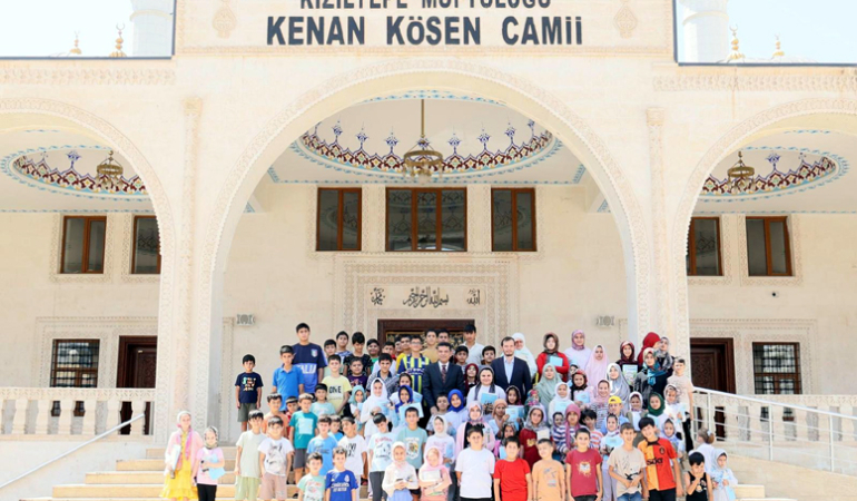 Kaymakam Şahin Yaz Kur’an kurslarını ziyaret etti