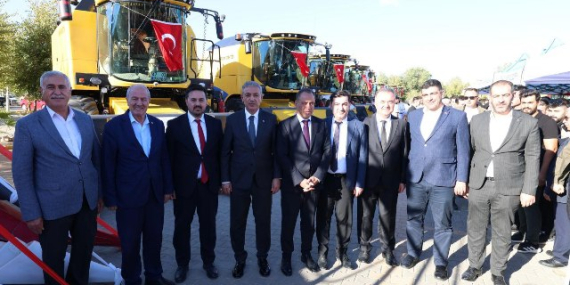 TKDK Mardin’de 30 Biçerdöver Teslim Töreni Düzenlendi