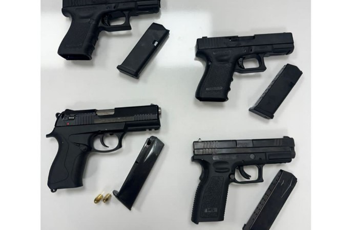 Silah kaçakçılarına operasyon