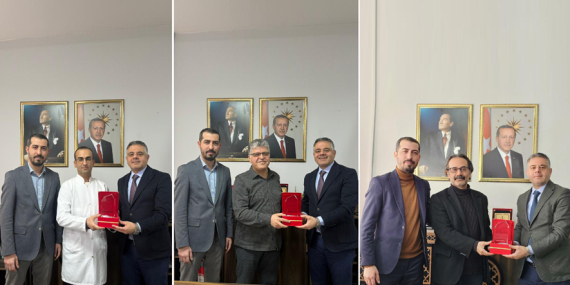 Mardin’de Profesörlük Ünvanı Alan Hekimlere Plaket Verildi