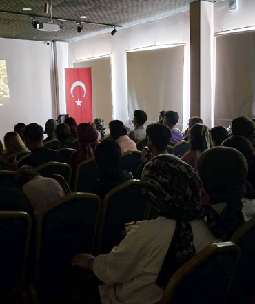 Film Gösterimleri