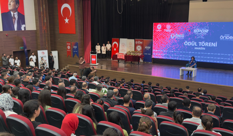 İmam Hatip Spor Oyunları Ödül Töreniyle Sona Erdi