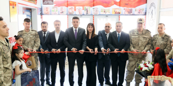 Yenikent İlkokulu Kütüphanesinin açılışı yapıldı