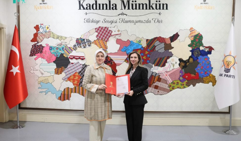 AK Parti Mardin İl Kadın Kolları Başkanlığına Ortaç Atandı