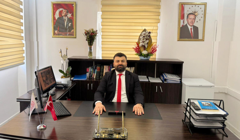 Dr. Cihat Delen