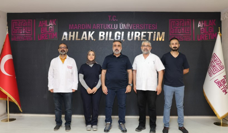 Mardin Tıp Fakültesinde Uzmanlık Eğitimini Tamamlayan İlk Hekim Göreve Başladı